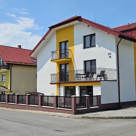 Comenius Apartments - Apartmany Na Rohu 斯维德尼克 外观 照片