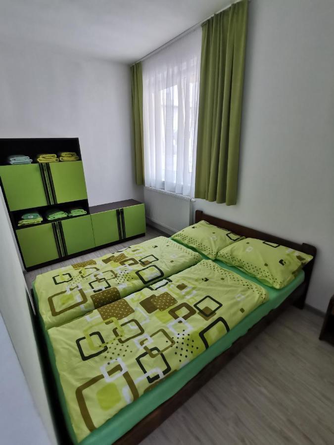 Comenius Apartments - Apartmany Na Rohu 斯维德尼克 外观 照片