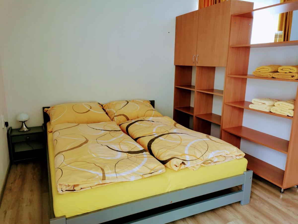Comenius Apartments - Apartmany Na Rohu 斯维德尼克 外观 照片
