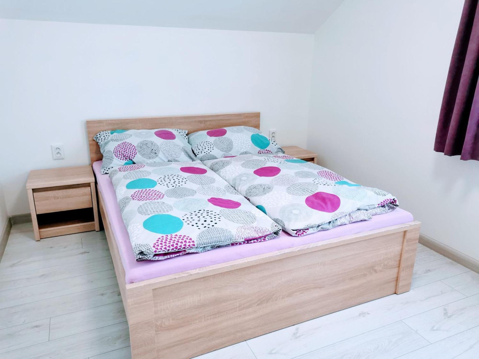 Comenius Apartments - Apartmany Na Rohu 斯维德尼克 外观 照片