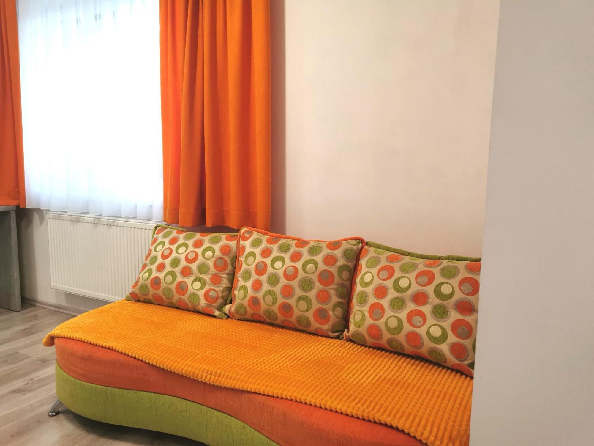 Comenius Apartments - Apartmany Na Rohu 斯维德尼克 外观 照片